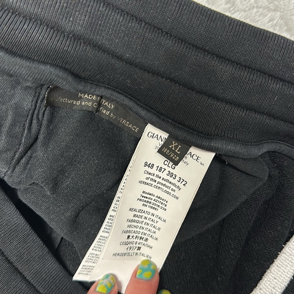 Men’s Versace Sweatpants Joggers Black Authentic with Certilogo - Picture 5 of 8